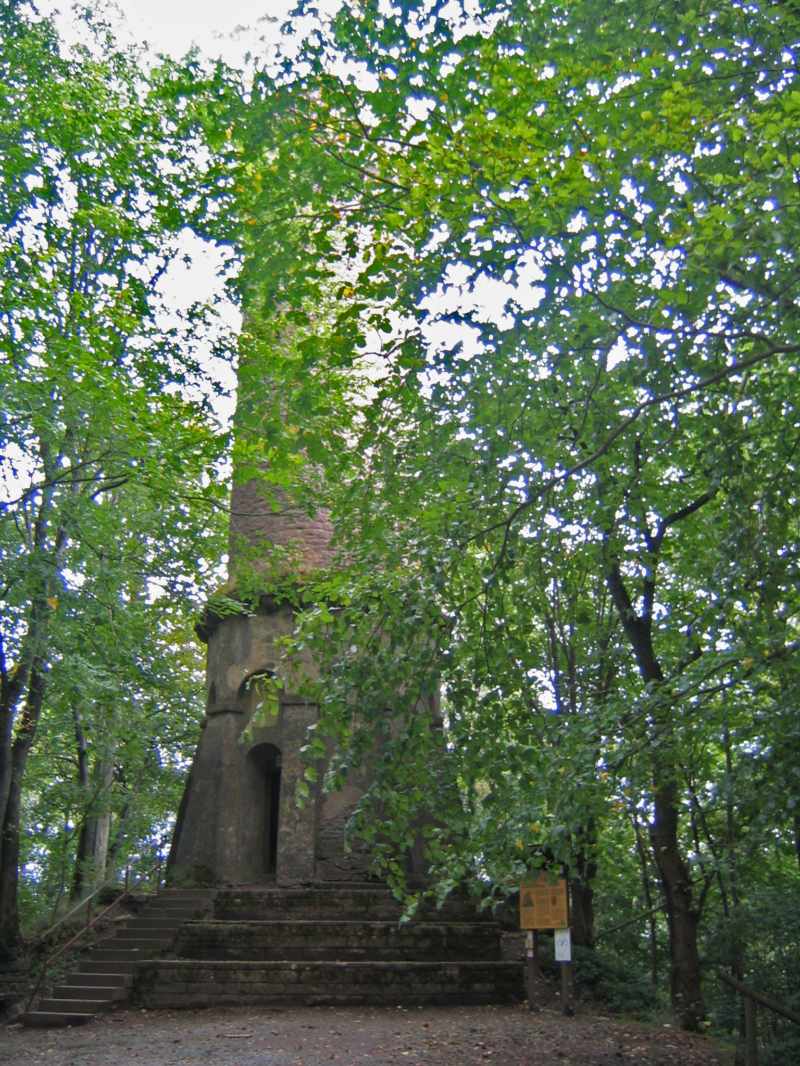 Aussichtsturm auf dem Katzenbuckel