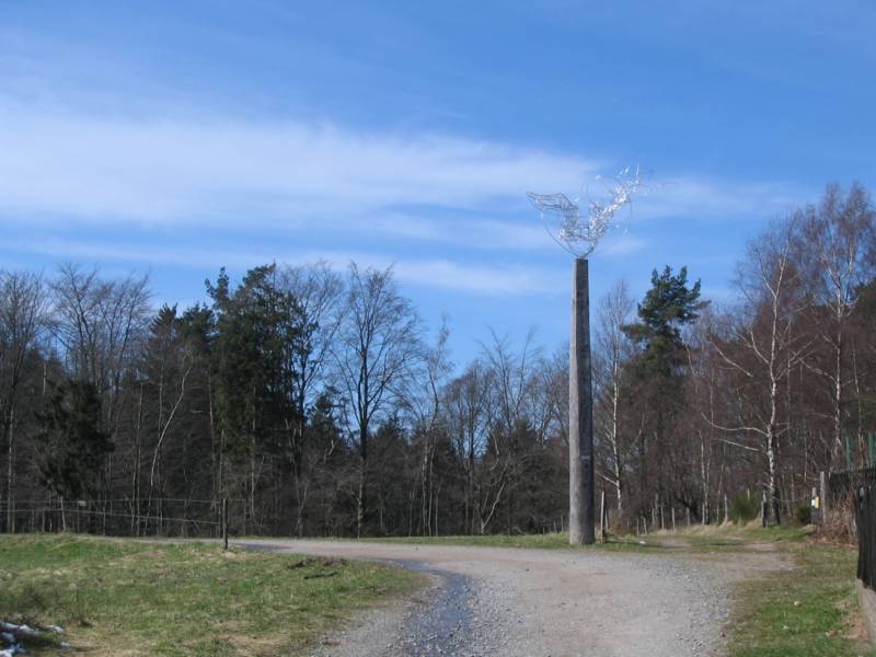 Kunstwerk in der Landschaft